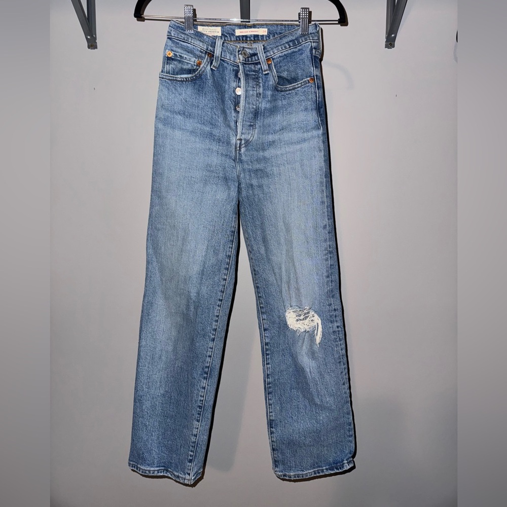 Levi’s Ribcage Straight Leg Jeans